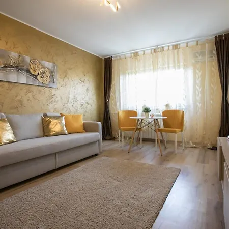 Golden Baneasa Apartamento *