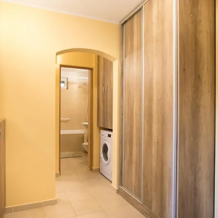 Golden Baneasa * Bucarest