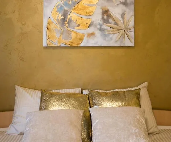 Golden Baneasa アパート *