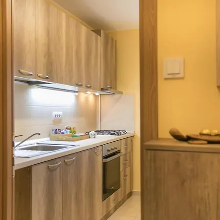 Apartmán Golden Baneasa *