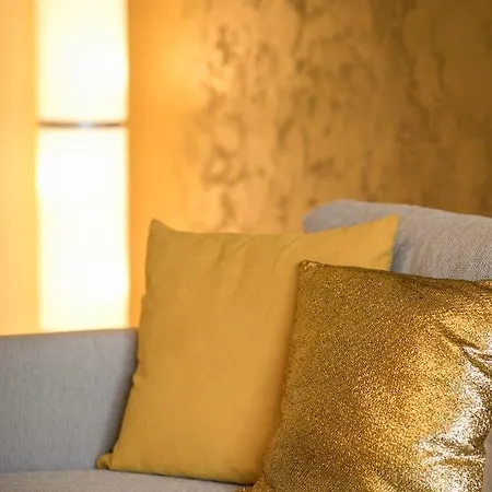 Golden Baneasa Daire