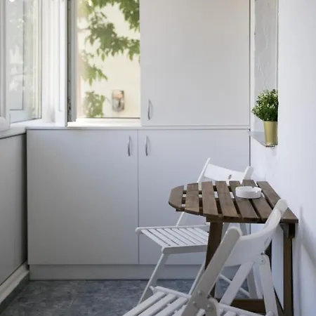 Golden Baneasa Apartman *